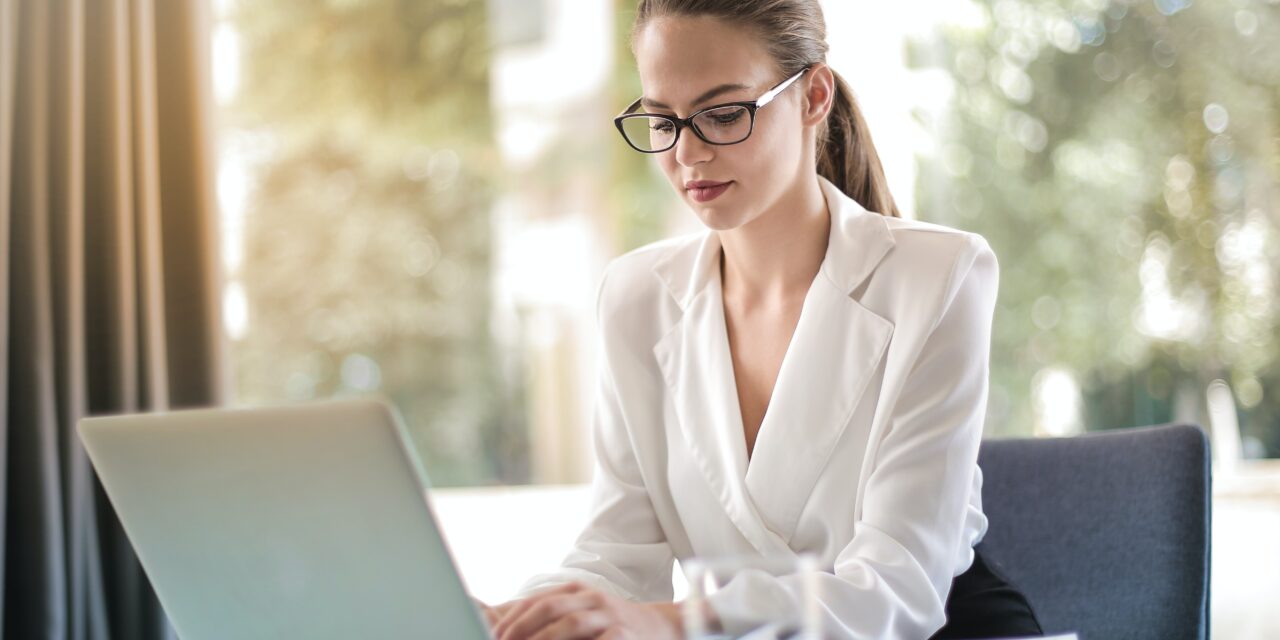 ¿Vivimos en un mundo desigual para las mujeres a nivel profesional?